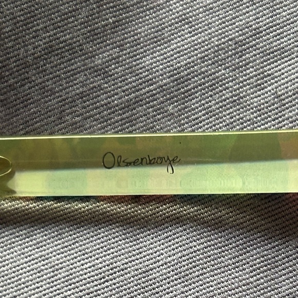 Olsenboye Sunglasses - Picture 4 of 4